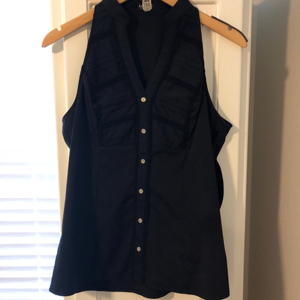 Express zip side top size Medium